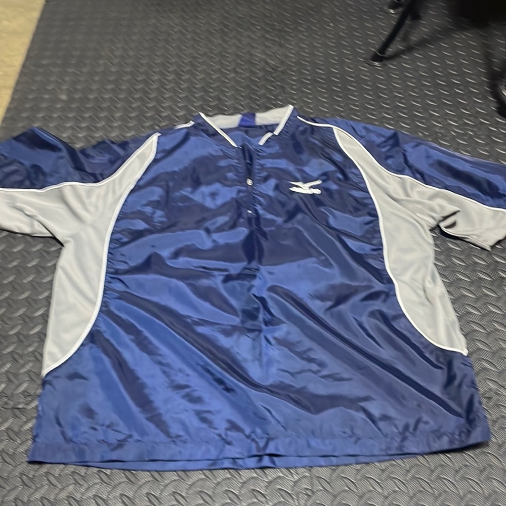 Mizuno short sleeve windbreaker